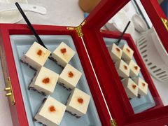 -品海楼·大连海胆锅贴馆(东港店)