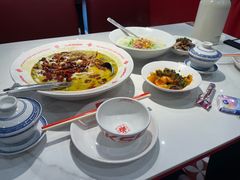 -禄鼎记·排队俩小时都要吃的酸菜鱼(石牌桥店)