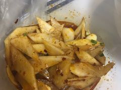 -三人行骨头王火锅(长寿店)