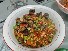 炒黄鳝-老铁私房菜