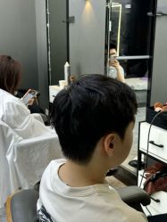 -藤野造型烫发染发