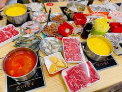 -杨老板·海鲜集市火锅·鲜切牛肉(中防万宝店)