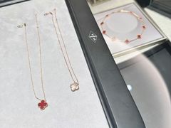 -梵克雅宝(国贸商城店)