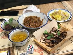 狮子头-卤儿道道(杭州大厦501店)
