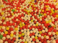 -菲拉拉漫温泉(东环路店)