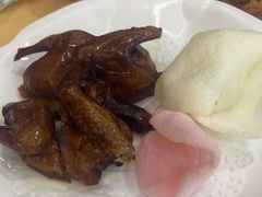 乳鸽-鹏城人家海鲜酒家·23年老字号(较场尾店)