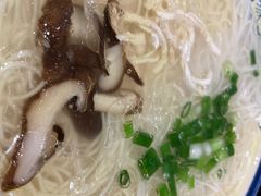 鸡汤银丝面-二孃鸡爪爪(东风路总店)