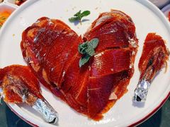 精品烤鸭-悦江(梅奔中心店)