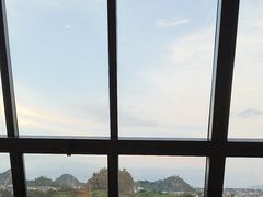 -四月吧餐厅(正阳步行街店)