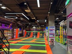-酷跳蹦床主题公园(万胜广场店)