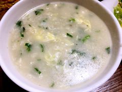 疙瘩汤-喝丢一只鞋辣炒海鲜小烧烤(三八广场店)