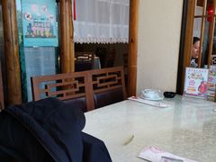 -依江春水烤鸭店