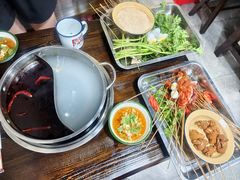 -三番火辣串串香(总店)