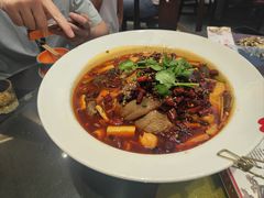 -川流不息·地道川菜·小龙虾(松东路店)