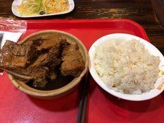 -万和春排骨砂锅米饭(湖北路店)