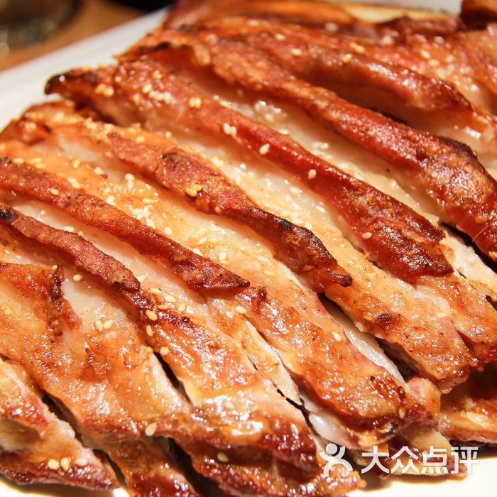 品质伊骊馕坑烤整羊排图片-北京新疆菜-大众点评网