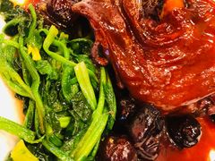 -山明水秀大饭店