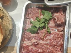 -王奋斗贵州酸汤牛肉火锅