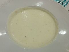 奶油松茸蘑菇汤-莫斯科餐厅