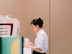 -星巴克臻选(深圳龙华红山天虹店)