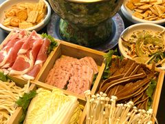 -额尔敦传统涮(公园西路店)