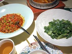-千百味红餐厅·非遗江西菜(绿地双子塔总店)