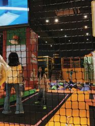 -蹦蹦跳跳(新奥购物中心店)