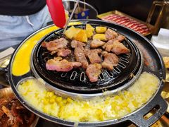 -胡悦里韩式烤肉(芝罘万达广场店)