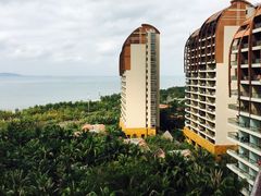 -三亚湾海居铂尔曼度假酒店