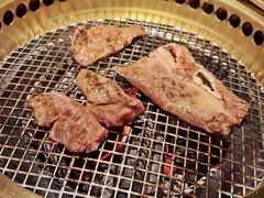 -铭牛烧肉·和牛海鲜自助(高新月牙湖店)