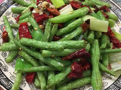 -乡土特色.冷锅鱼.牦牛肉汤锅