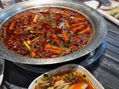 -老船舫·现做活鲜鱼馆(东郊记忆店)