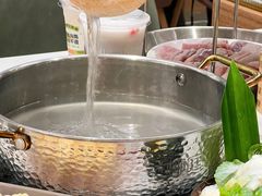 -椰子湾·海南火锅·糟粕醋·椰子鸡(正大广场店)