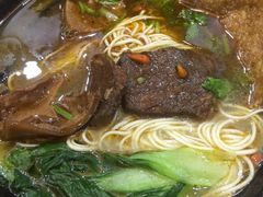 -志权牛肉面(灵山路店)