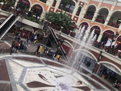 -佛罗伦萨小镇广佛名品奥特莱斯(疏港路店)