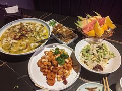 -粉墨特色菜·烧烤音乐酒馆
