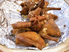 石岐乳鸽-轩记海鲜餐厅·四十五年老字号·经典粤菜(西区彩虹店)