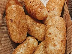 -宽板凳老灶火锅(台湾街店)