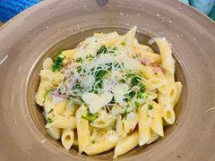 -Rabbit Cafe私房西餐甜点咖啡(栖霞路店)