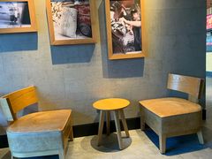 用餐区-星巴克(美丽华花园店)