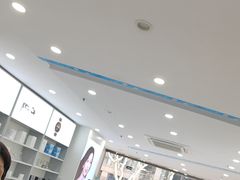 -荣耀授权专卖店(黄浦浙江中路店)