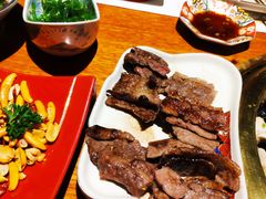 -肉魁屋·烧肉·烧鸟·酒场(高新店)