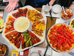 -龙巢盱眙龙虾·牛蛙·烧烤宵夜(八卦岭店)