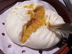 蟹黄大包子-福玺荟(外滩罗斯福店)