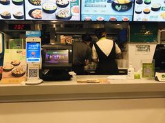 -老乡鸡(上派人民东路店)