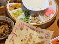 -怪噜范·老贵阳街头名小吃(鸿通城店)