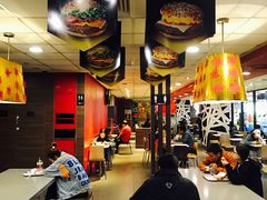大堂-麦当劳(龙之梦购物中心店)