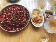 嬢嬢煸勒个肥肠-苦尽酒馆·川菜(鼓楼店)