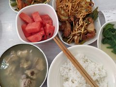 排骨汤饭-点食坊莲花白米线