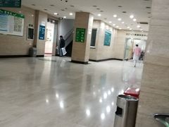 -武警上海市总队医院-停车场